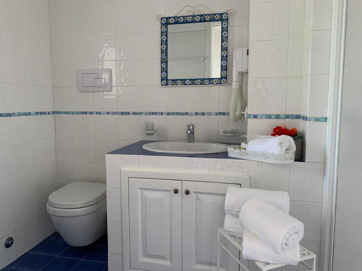 Hotel Nonna Pasqualina à Panarea Extérieur photo